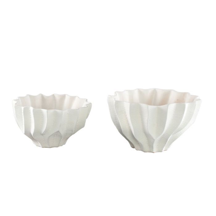 PTMD Merc White ceramic pot wavy ribbed low S