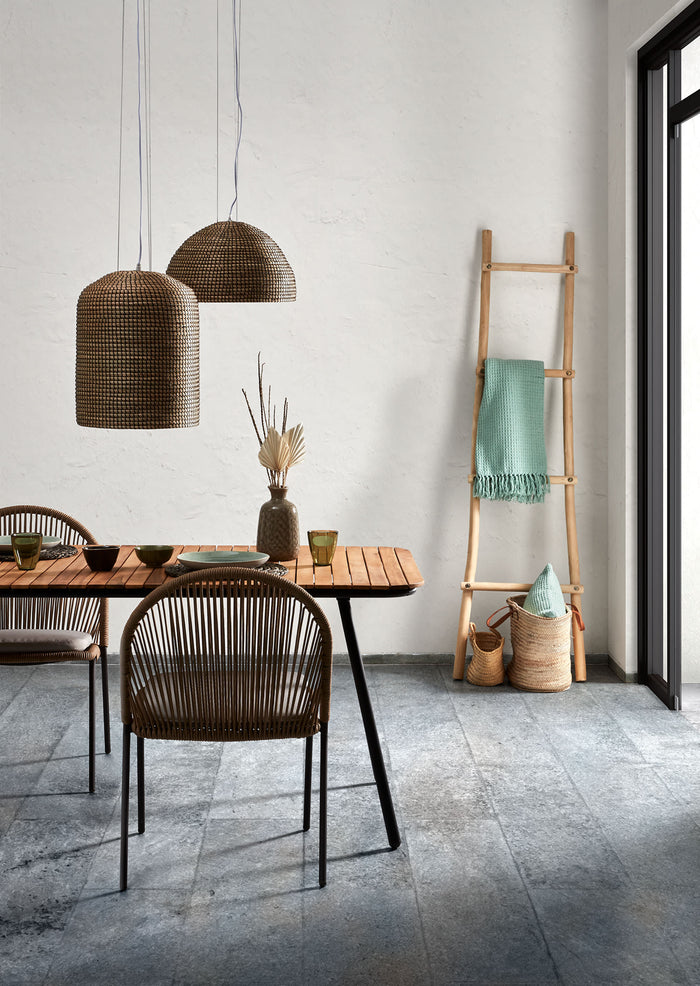 Kave Home - Shann stoel in beige koord en gegalvaniseerde stalen poten