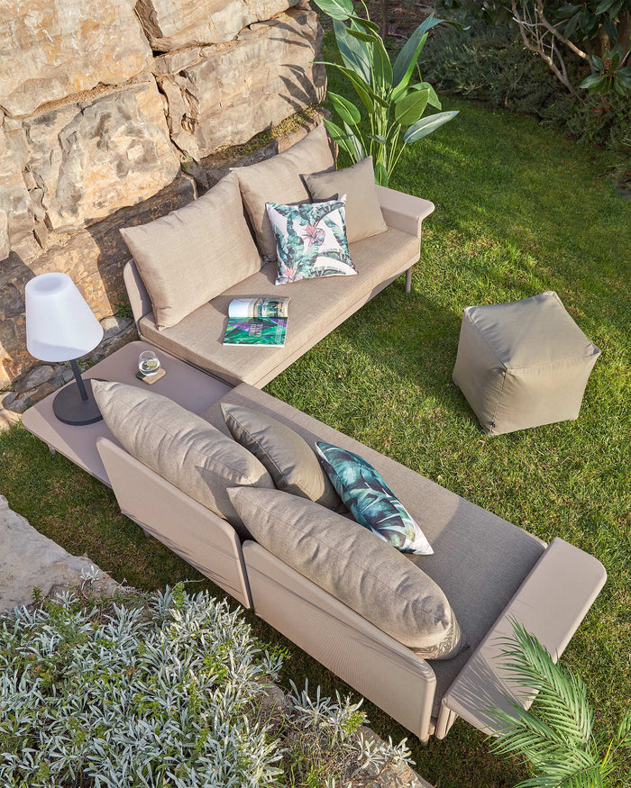 Kave Home - Zaltana outdoor hoekbank- en tafelset in mat bruin