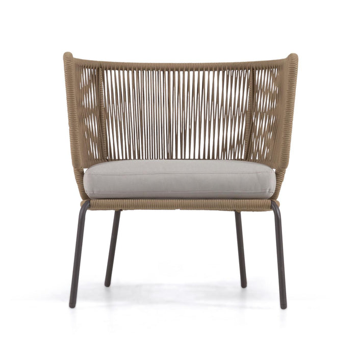 Kave Home - Nadin fauteuil in beige koord met gegalvaniseerde stalen