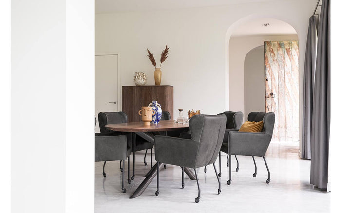 Goossens  Eetkamerstoel Leogang -  Leder met armleuning