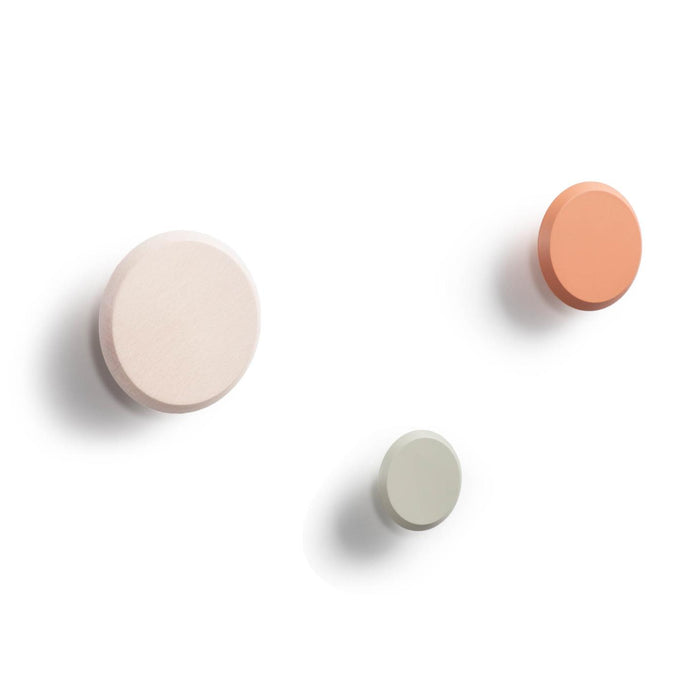 Kave Home - Set van 3 Nadua hangers in massief hout met een naturel,