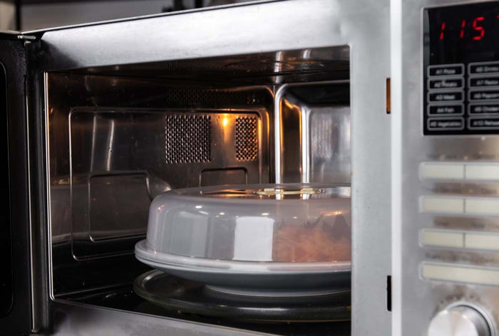 Magnetron cover - 26cm - Spatdeksel - Met ventiel - KitchenCraft