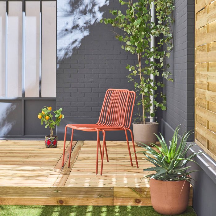 sweeek - Metalen tuinstoel, stapelbaar (set van 2)