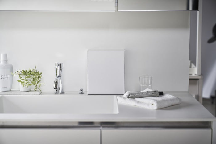 Yamazaki Zelfklevend Badkamer Prullenbakje - Tower - Wit