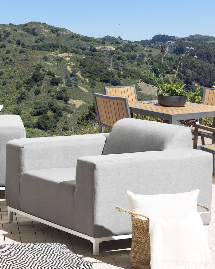 Beliani - ROVIGO - Fauteuil - Lichtgrijs - Polyester