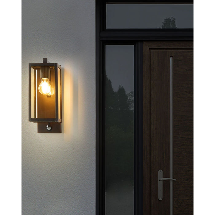 Beliani - MEGGET - Wandlamp - Zwart - Ijzer