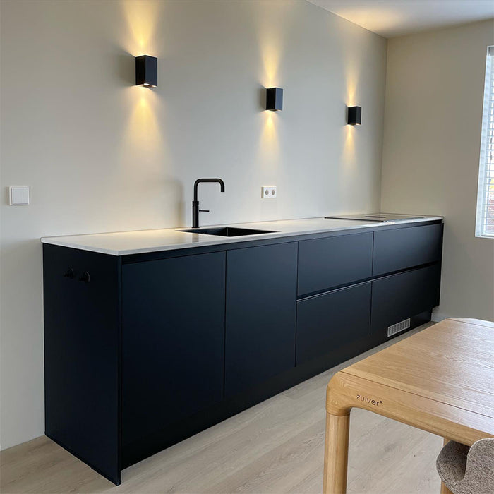 QAZQA Smart vierkante wandlamp zwart incl. Wifi GU10 - Sabbir