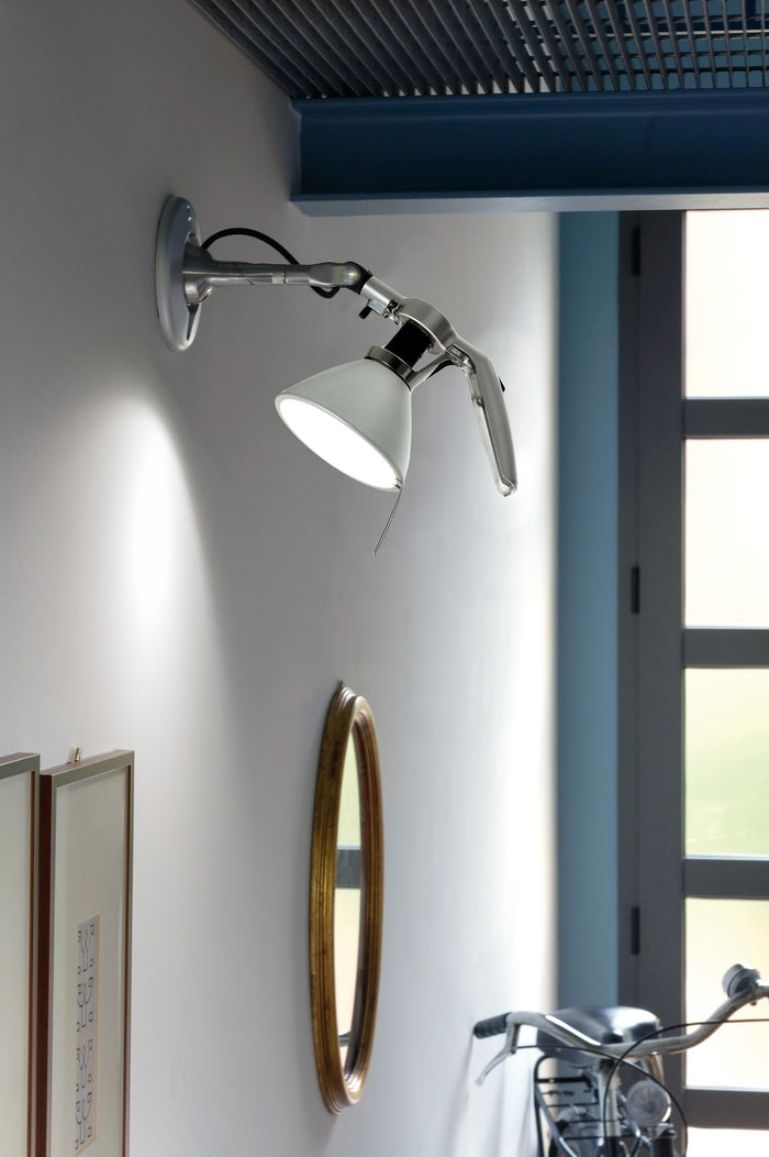 Luceplan Fortebraccio wandlamp 1-arm metaal