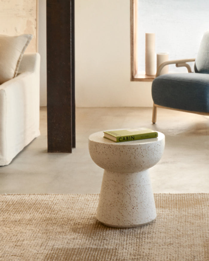 Kave Home - Blauwe fauteuil Sylo van FSC 100% massief essenhout