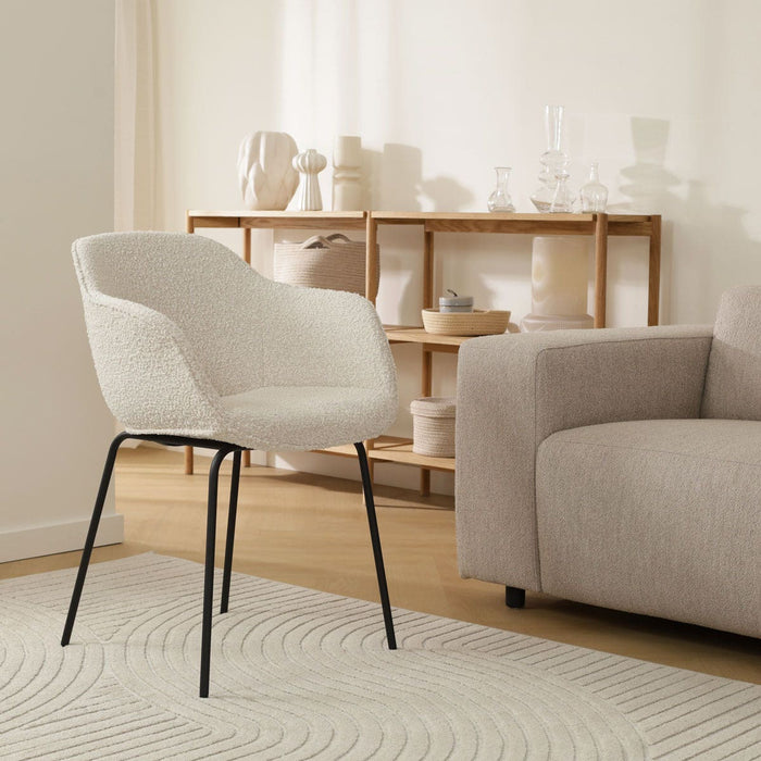 Nolon Nora-Mare Eetkamerstoel Bouclé Beige - Armleuning - Zwarte Poten