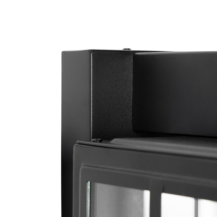 QAZQA Klassieke buiten wandlamp zwart IP44 - Dover