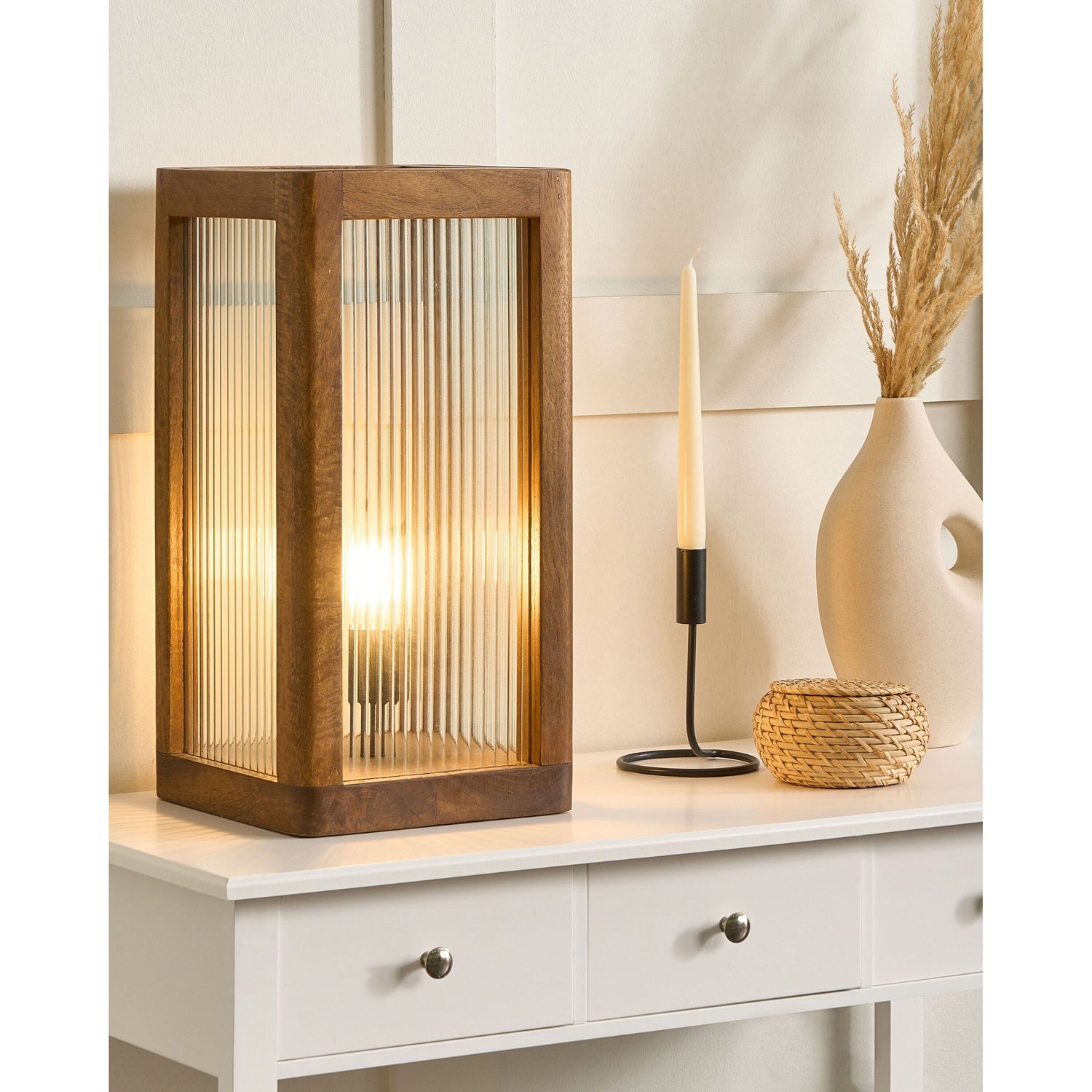 Beliani - KOLIDAM - Tafellamp - Lichte houtkleur - Mangohout