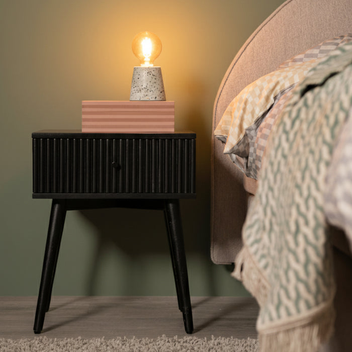 Nachtkastje Sem - Zwart - Hout - 45x55x35cm (BxHxD)