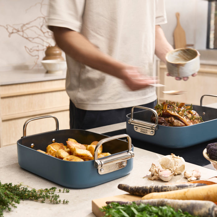 Joseph Joseph Space™ Braadslede met antiaanbaklaag - Small