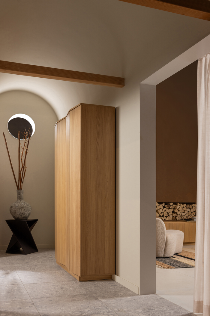 WOOOD Zuma Hoge Kast - Push-To-Open - Eiken - Transparant - 210x67x46