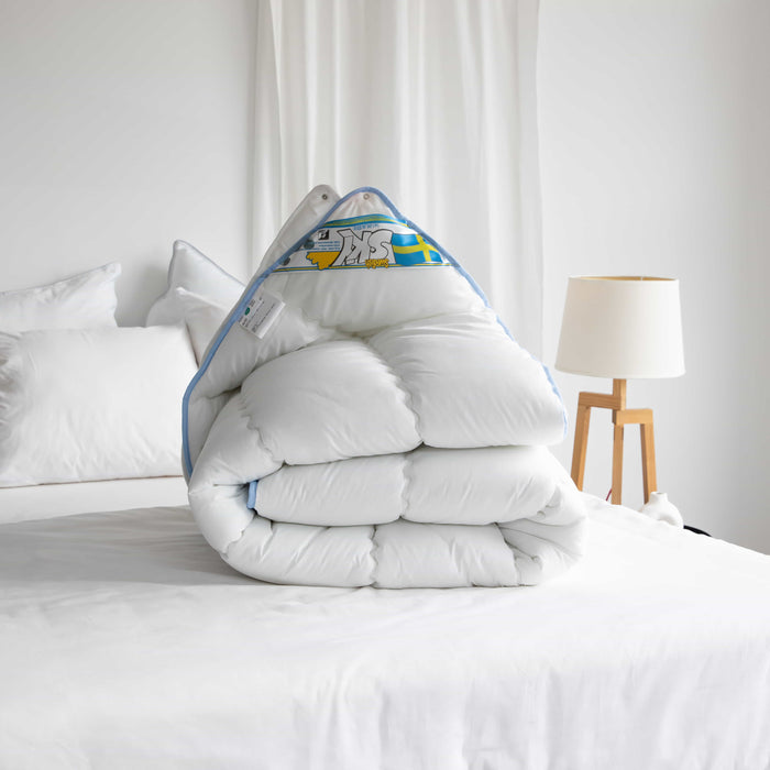 Swedish Sky - Non-Allergisch  - 4-Seizoenen Dekbed - 200x200cm