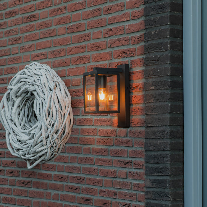 QAZQA Industriële buiten wandlantaarn zwart IP44 - Charlois