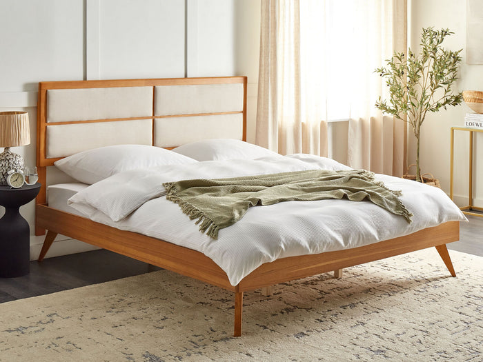 Beliani - POISSY - Tweepersoonsbed - Lichthout - 180 x 200 cm - MDF