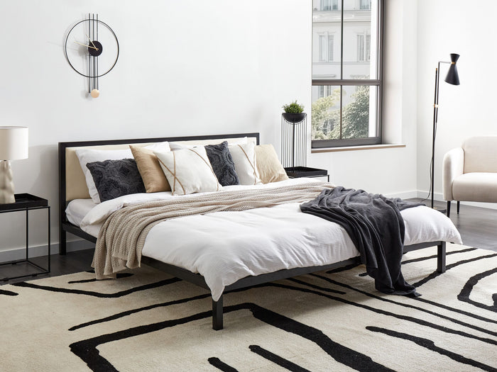 Beliani-CLAMART-Tweepersoonsbed-Lichtbeige-180 x 200 cm-Metaal