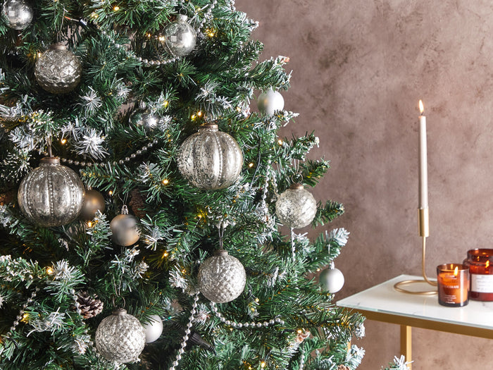 Beliani - ARGENTIN - Kerstballen set van 6 - Zilver - Glas