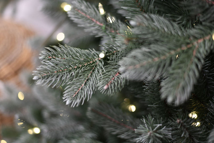 Poly Frosted Colorado Hinged verlichte kunstkerstboom - 213 cm -