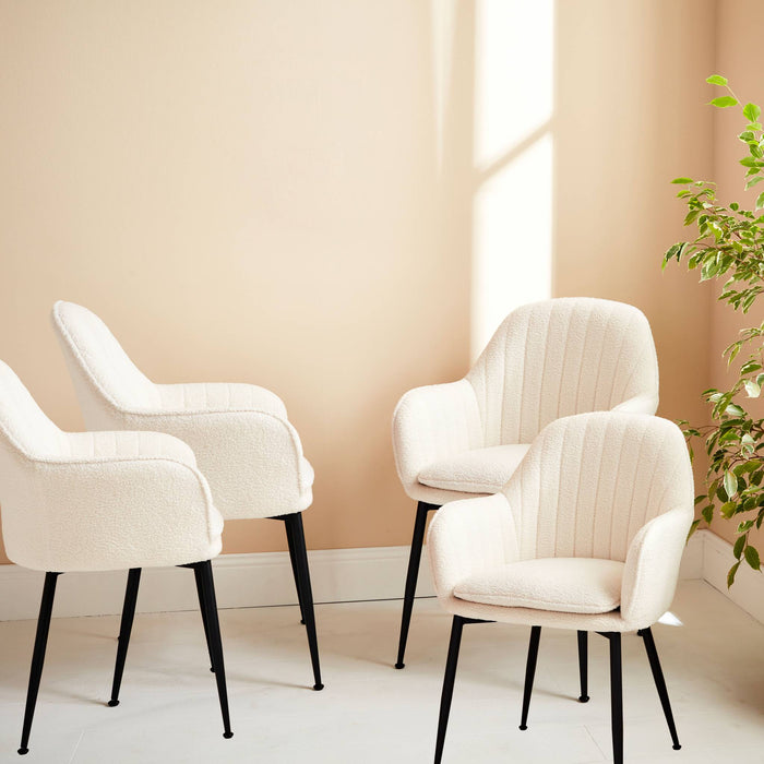 sweeek - Set van 4 stoelen in bouclé met metalen poten