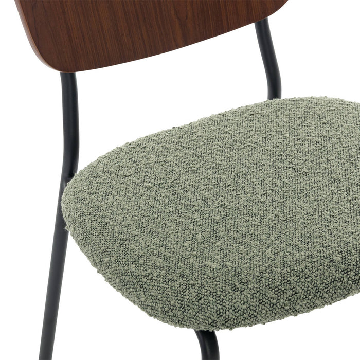 sweeek - Bouclé zitting en houten rugleuning stoelen (set van 2)