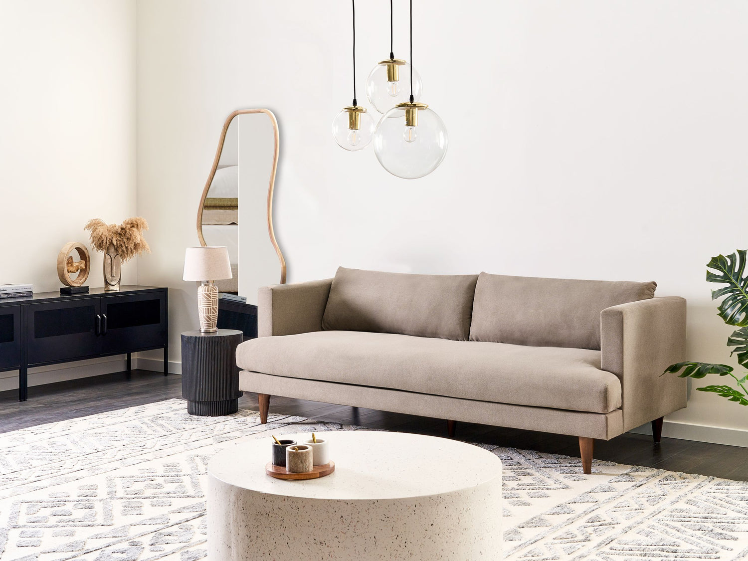 Beliani - JARPEN - Driezitsbank - Lichtbruin - Stof