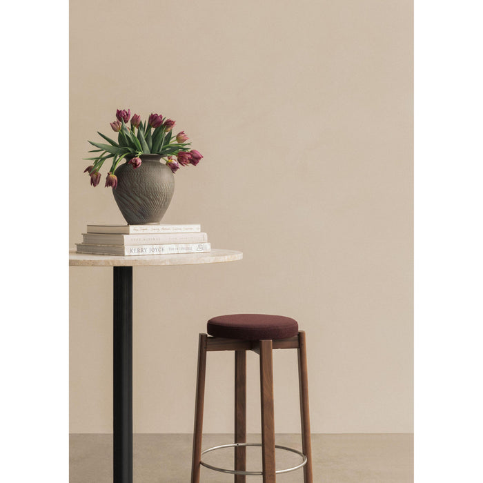 Audo Copenhagen Passage barkruk H66 naturel eiken Vidar Purple