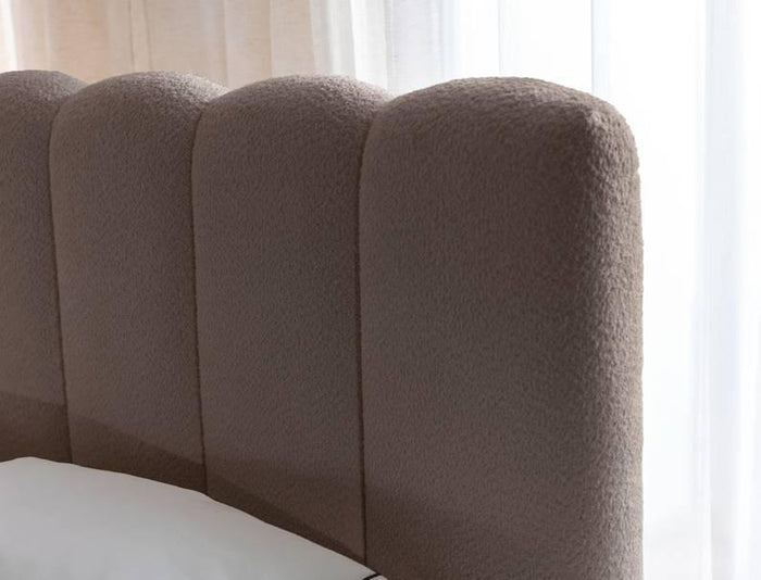 NADUVI Collection Bedframe Chusso bouclé met opbergvak 180 x 200 cm
