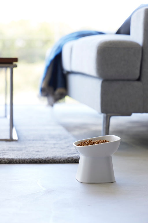 Yamazaki Voerbak Kat | Hond - Schuin - Keramisch - Tower - Wit