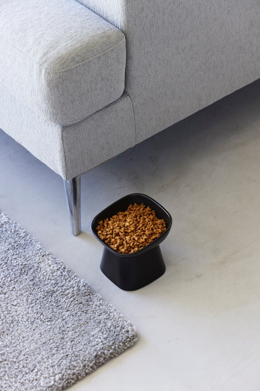 Yamazaki Voerbak Kat | Hond - Schuin - Keramisch - Tower - Zwart