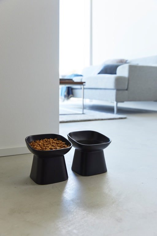 Yamazaki Voerbak Kat | Hond - Schuin - Keramisch - Tower - Zwart