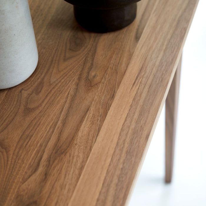 Tikamoon - Esmée - Massief notenhouten bijzettafel