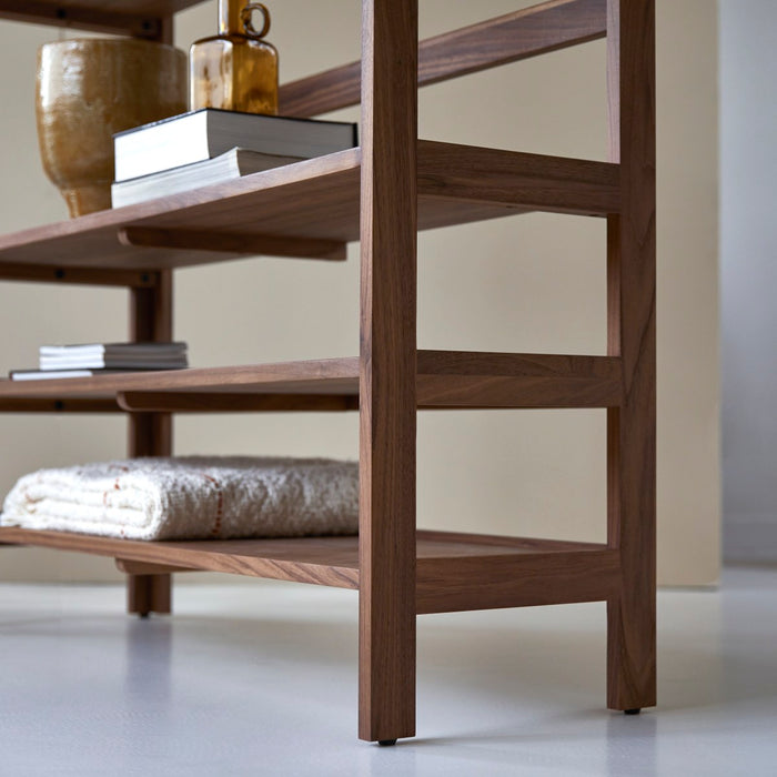 Tikamoon - Esmée - Hoog dressoir in notenhout