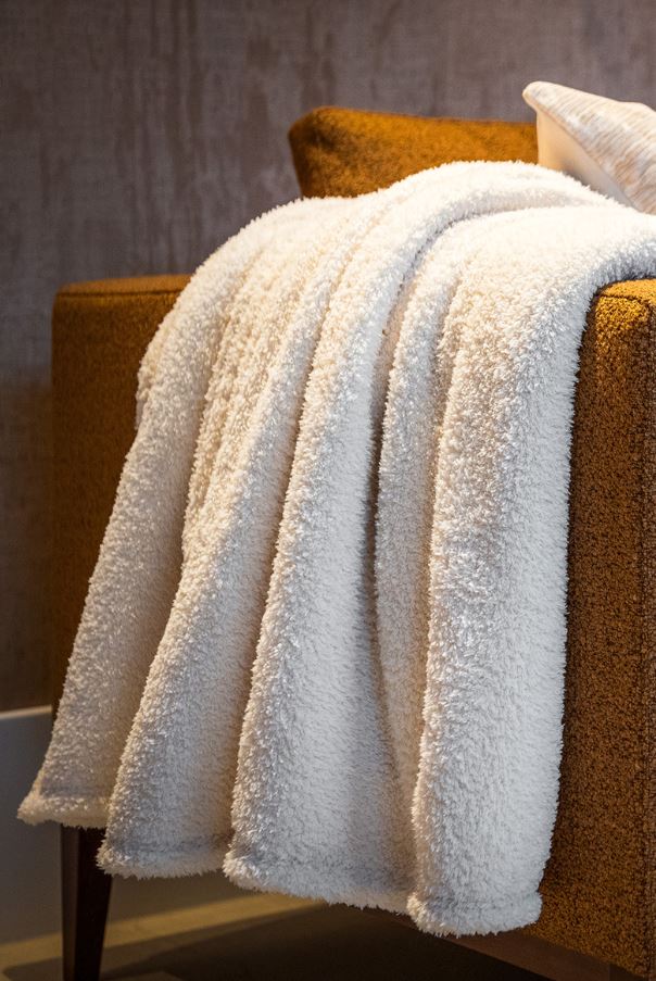 Dutch Decor plaid TED - 150x200 cm Tofu