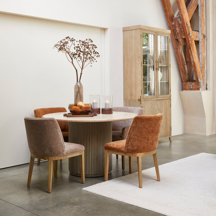 Rivièra Maison - Elegante ronde eetkamertafel in natuurlijk travertine en mangohout, 78 cm hoog