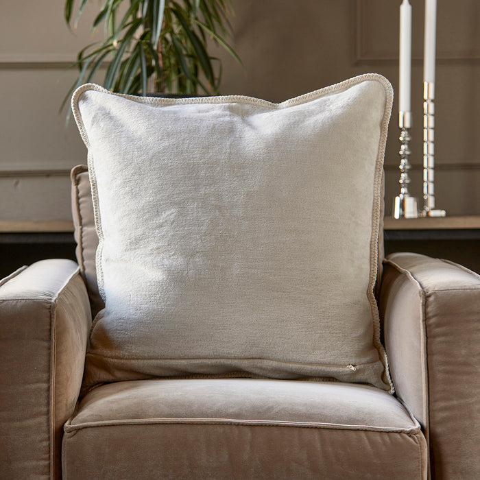 663cbd78-25ec-40a4-99d1-bd0a75ae6934-afbeelding4.jpg (9730402) 