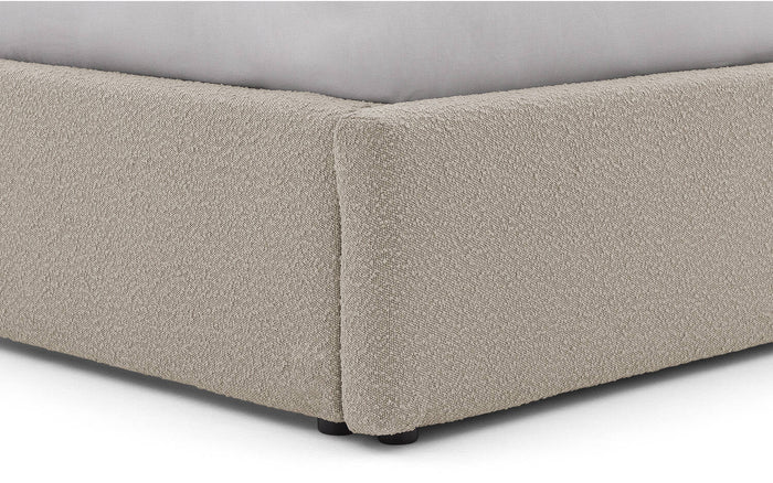 Goossens Gestoffeerd Bedframe Canon - 180 x 200 - Stof boucle licht