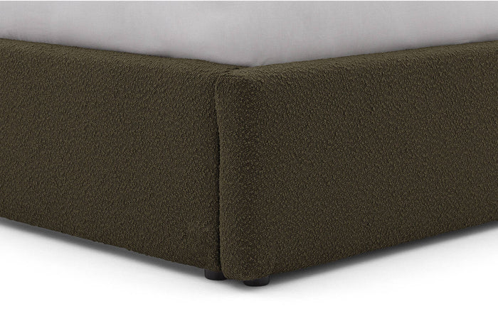 Goossens Gestoffeerd Bedframe Canon - 180 x 200 - Stof boucle bosgroen