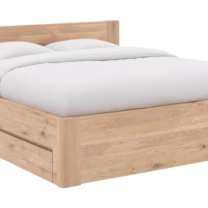 Goossens Bedframe Bibi - 180 x 200 - Eiken wit geolied - Hout