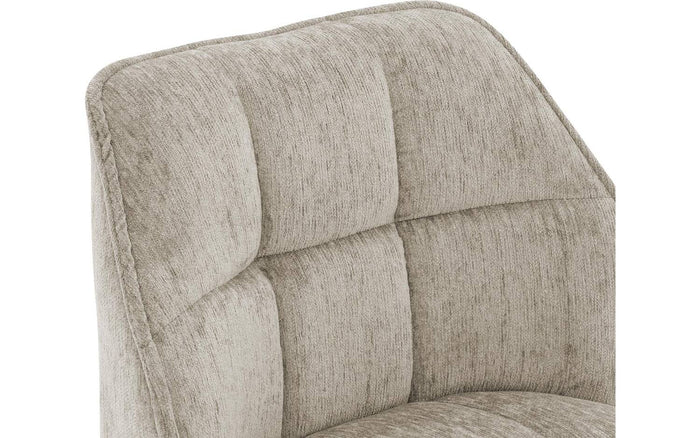 7777be5f-3c39-4efd-8ab8-631c704c57c6-afbeelding7.jpg (9798471) 