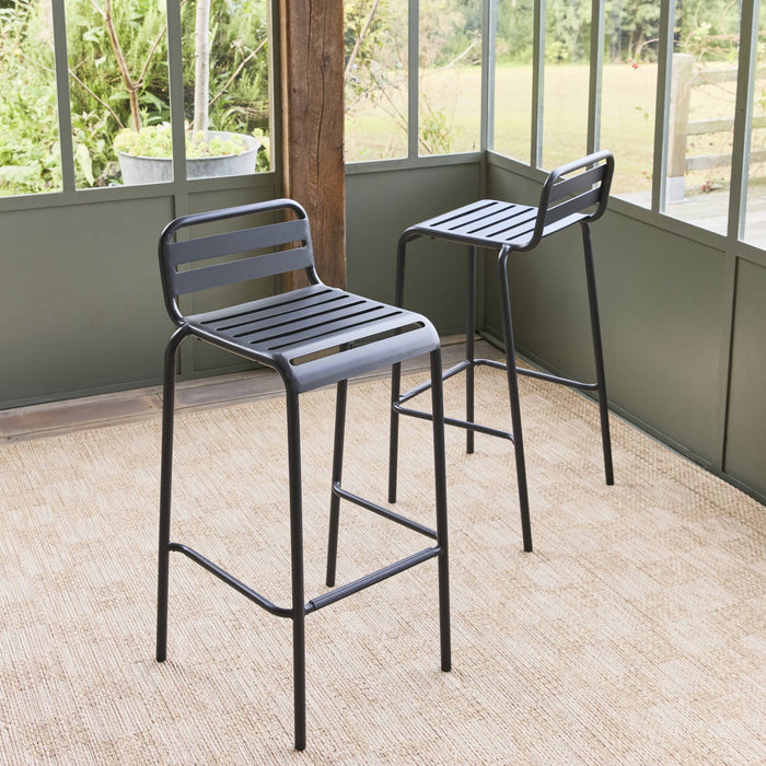 sweeek - Stalen tuinstoel (set van 2)