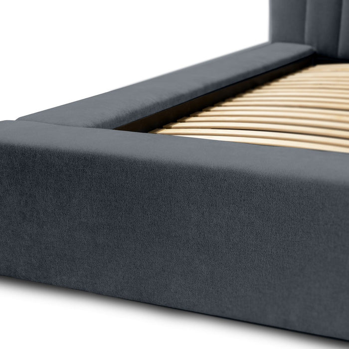 Trae Mobler Como 140 x 200 cm Gestoffeerd Bed Donkerblauw