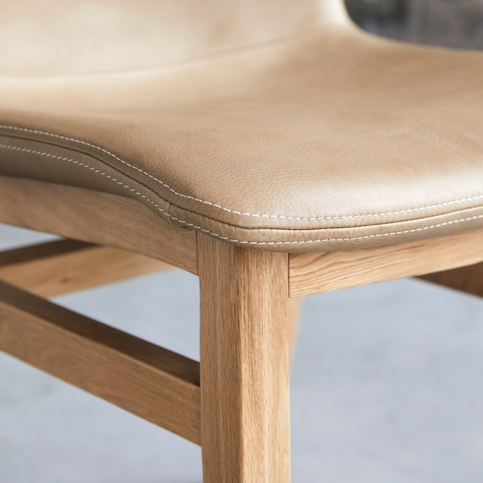 Tikamoon - Cocoon - Cheyenne eiken stoel