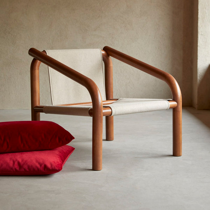 Tikamoon - Fauteuil van massief eikenhout en rood fluweel