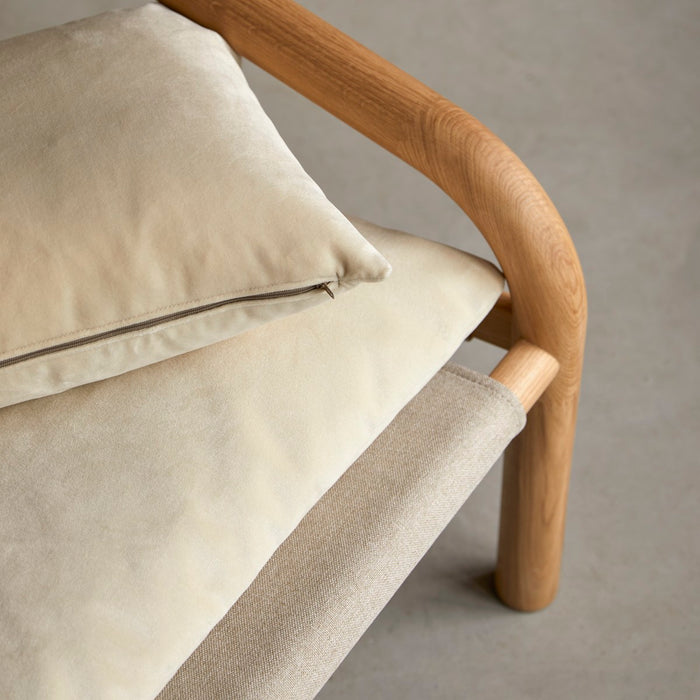 Tikamoon - Fauteuil van massief licht eikenhout en ecru stof