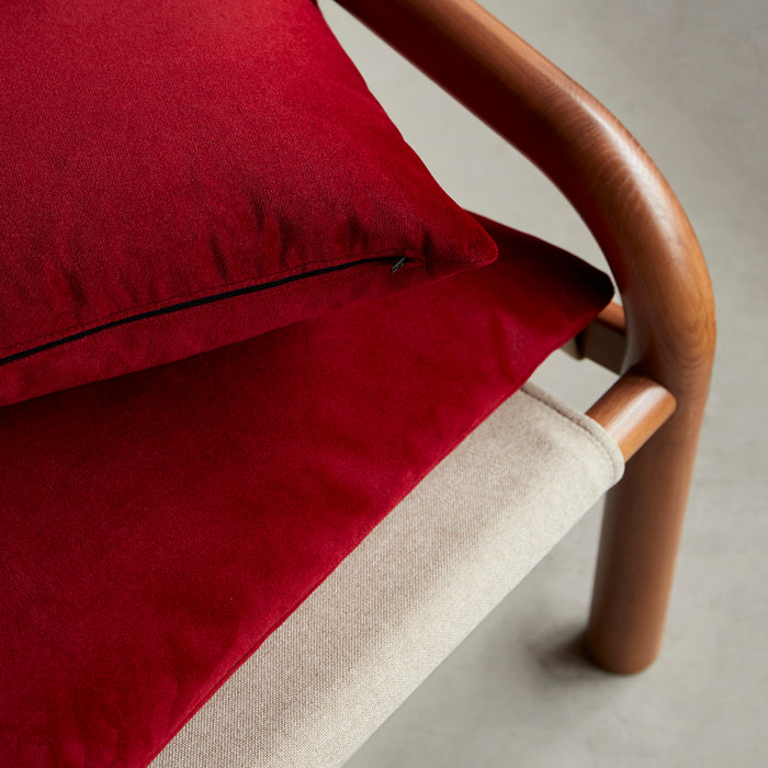 Tikamoon - Fauteuil van massief eikenhout en rood fluweel