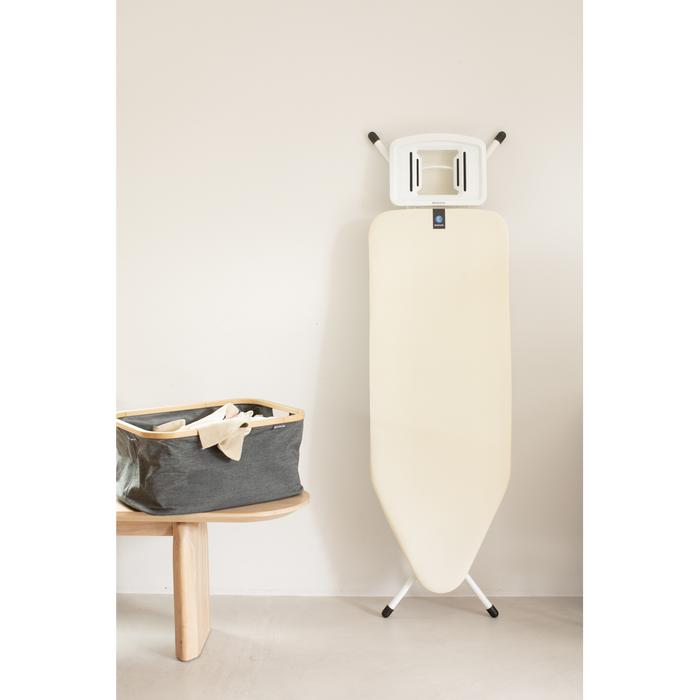 Strijkplank C, 124x45 cm met solide strijkijzerhouder - Ecru